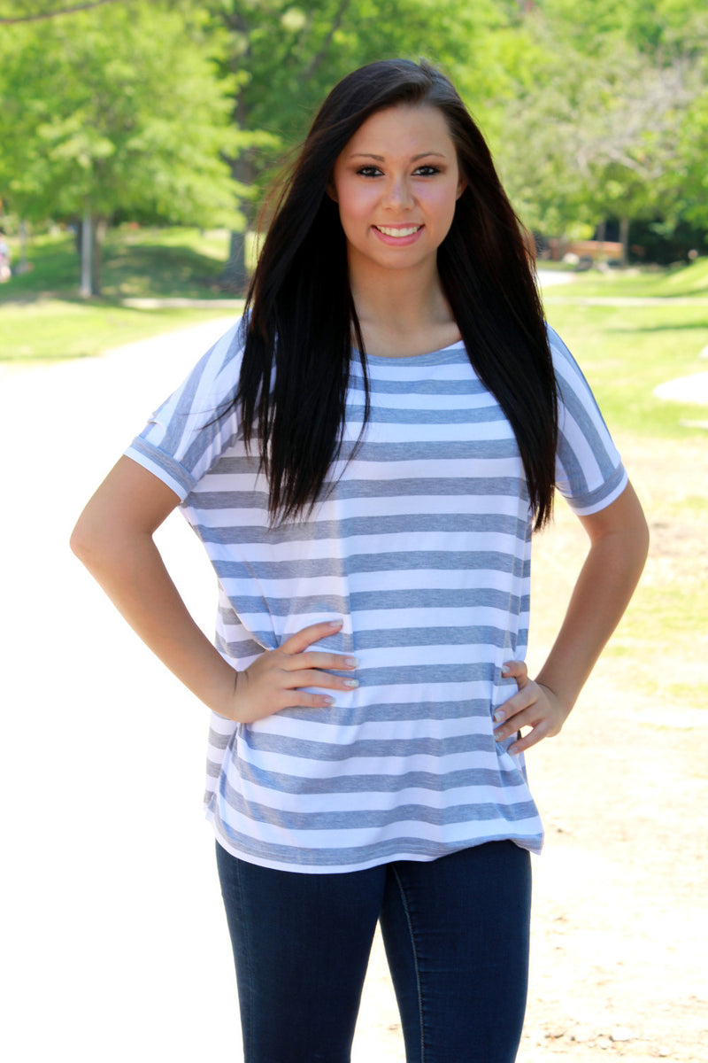 The Perfect Piko Short Sleeve Thick Stripe Top-Grey/White - Simply Dixie Boutique
 - 1