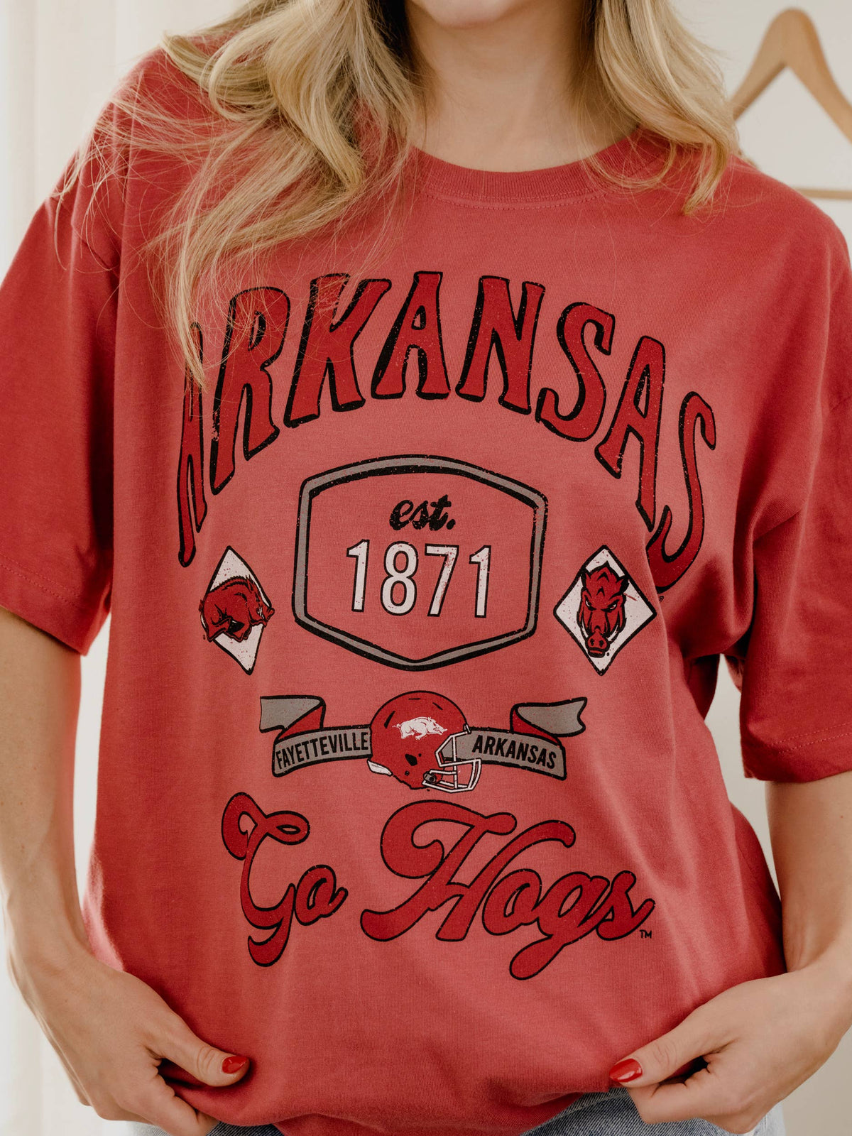 LivyLu - Arkansas Razorbacks Hogs Patches 25 Red Heavyweight Tee