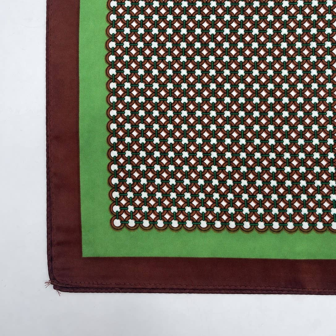 Interlocking Circle Geometric Print Square Scarf-Brown