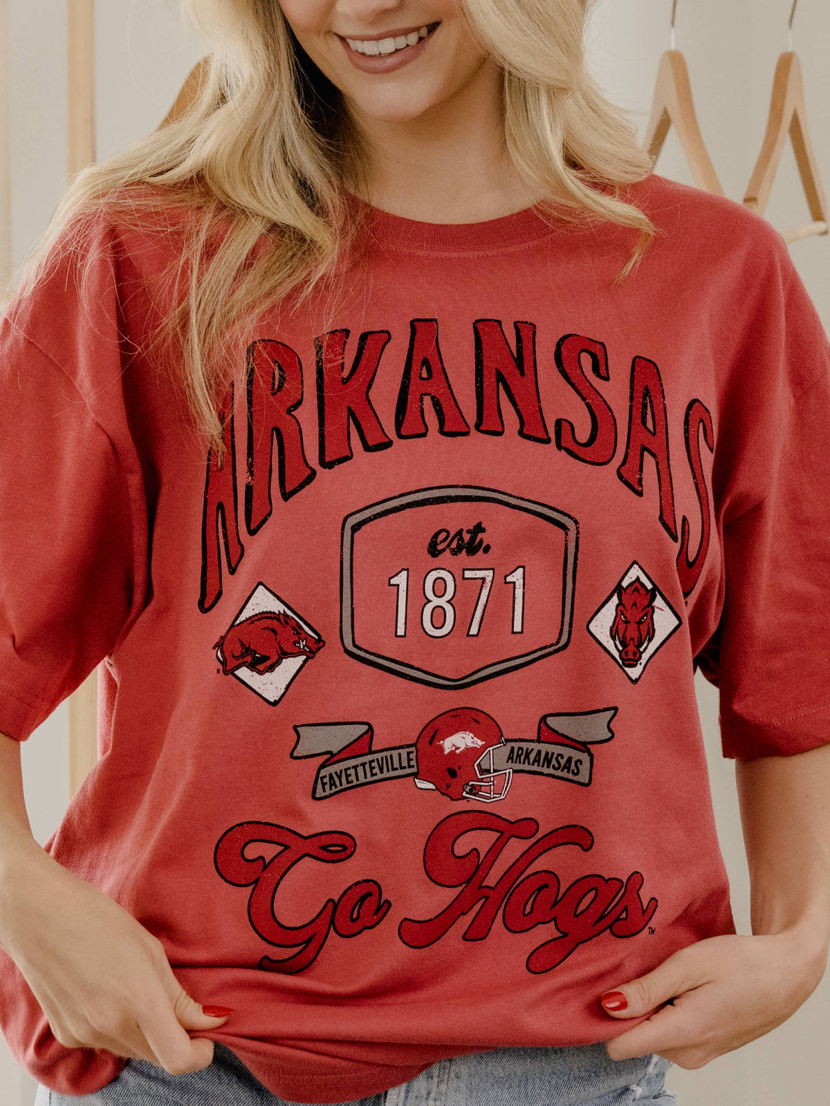LivyLu - Arkansas Razorbacks Hogs Patches 25 Red Heavyweight Tee