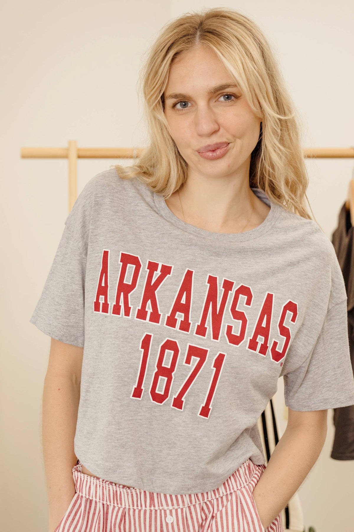 Arkansas 1871 Grey Cropped Tee