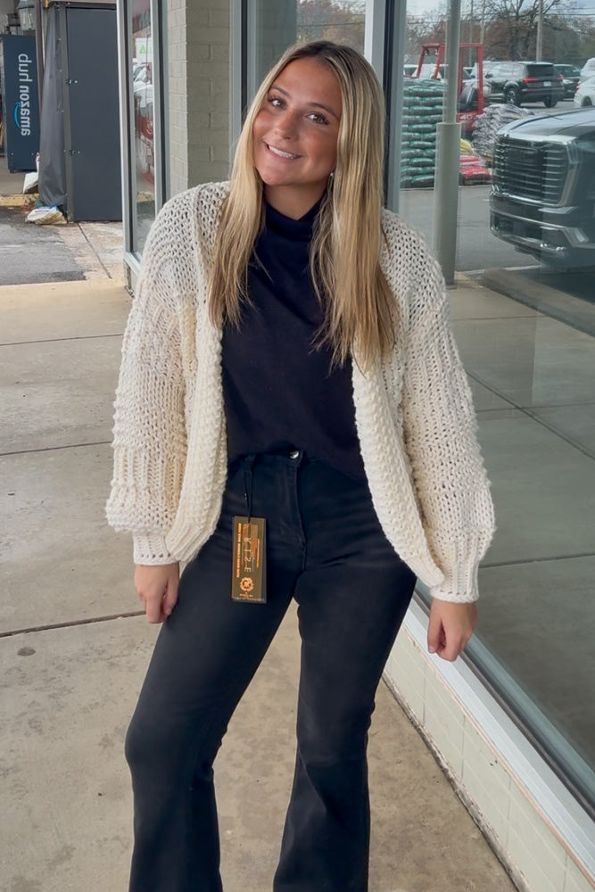 Oversized Sweater Cardigan-Cream