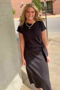 Entro Black Midi Dress