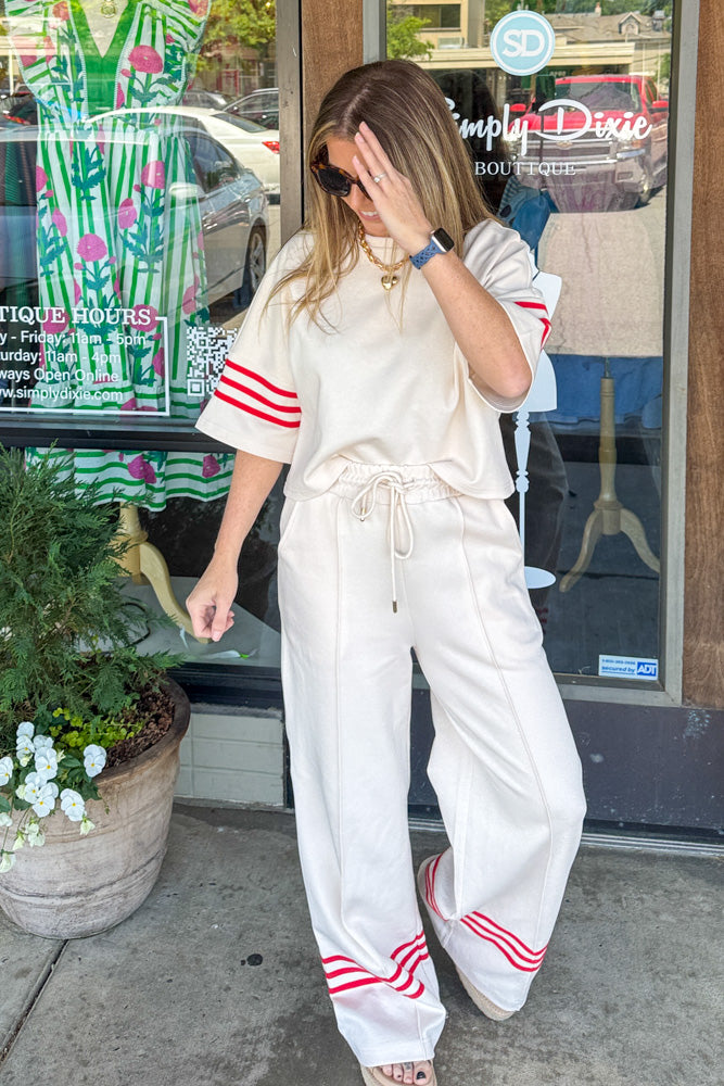 Entro Cream Set wth Stripes