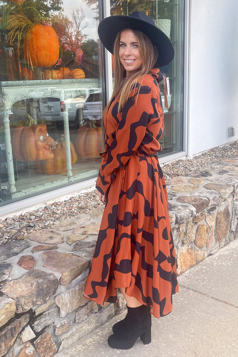 On My Wavelength Midi Dress-Brown/Black