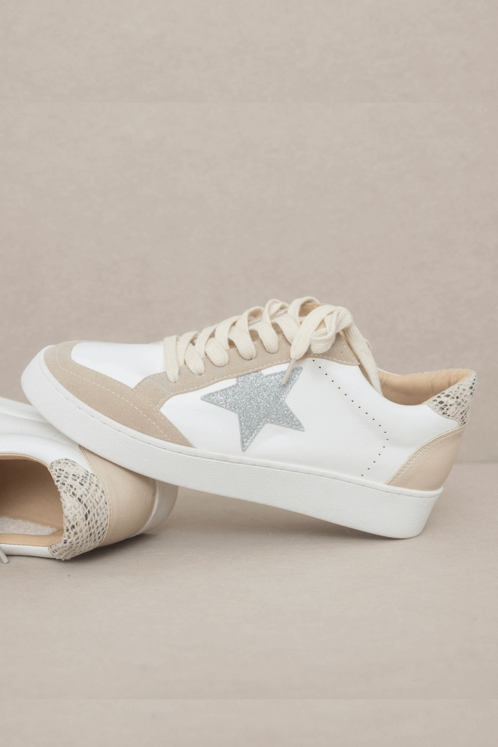 Oasis Society Irene Sneaker