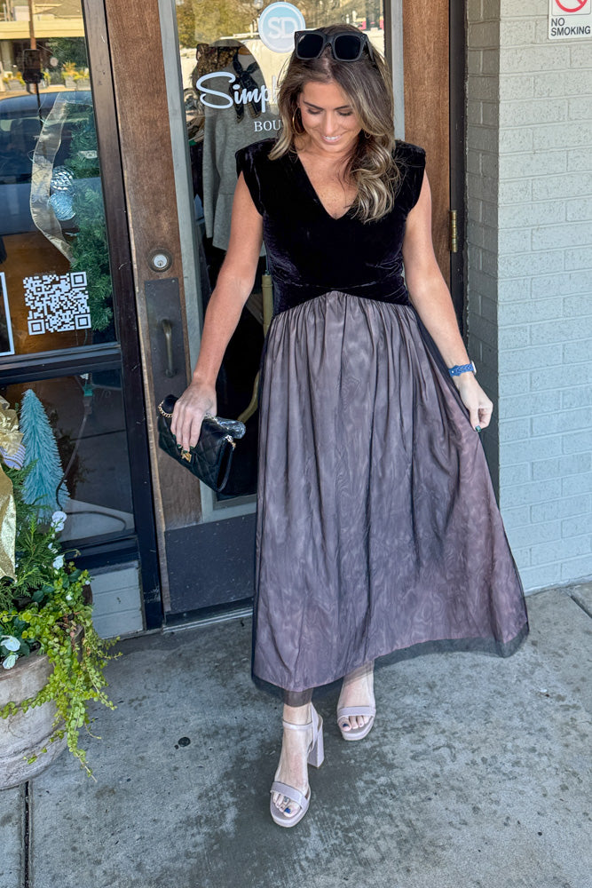 SALE-Midnight With You Velvet Bodice Maxi Dress - Black