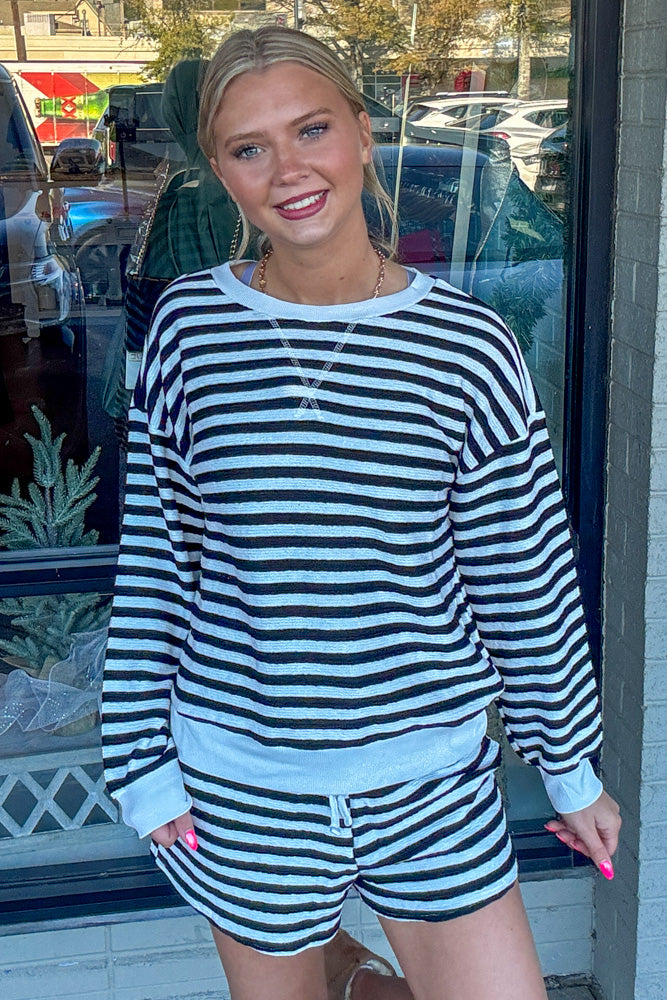 Striped Pullover And Shorts Set-Black/White