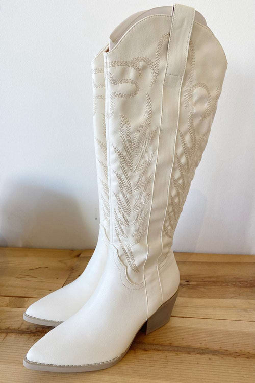 Oasis Society-Samara Boots-White