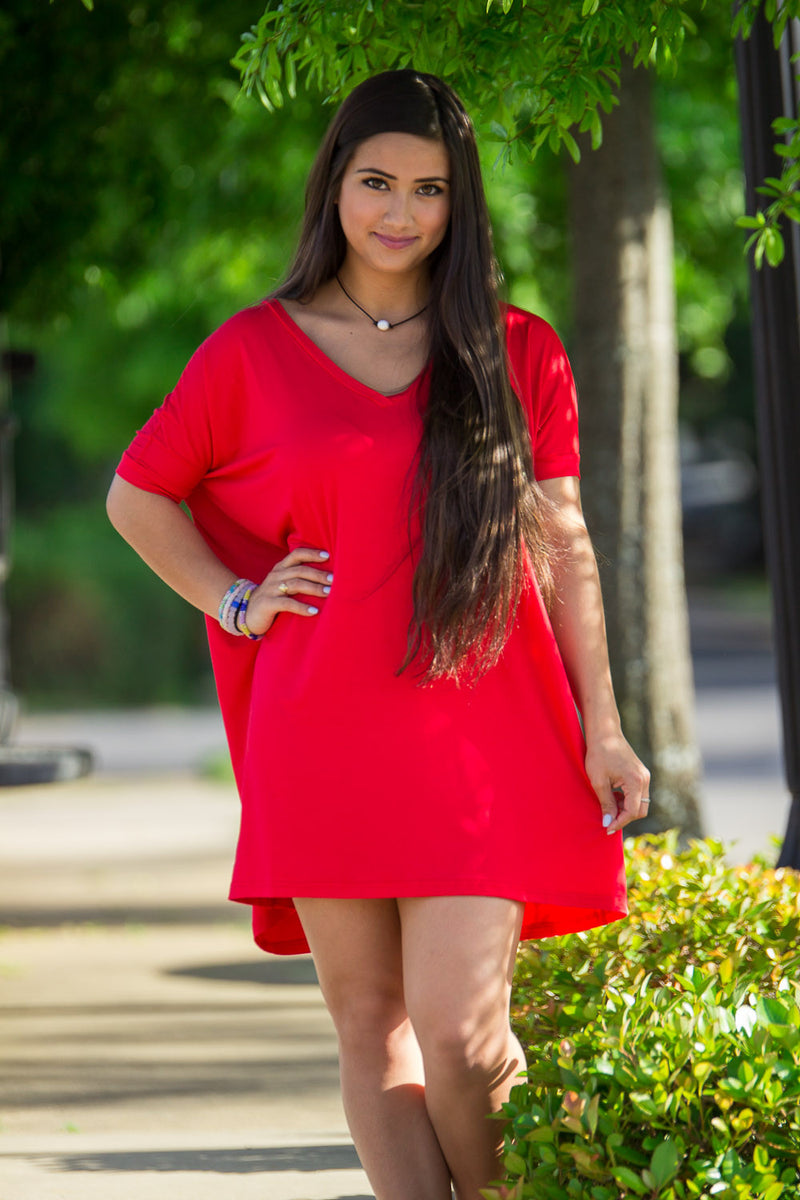 The Perfect Piko Short Sleeve V-Neck Tunic-Red