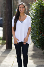 Short Sleeve v-neck piko top white