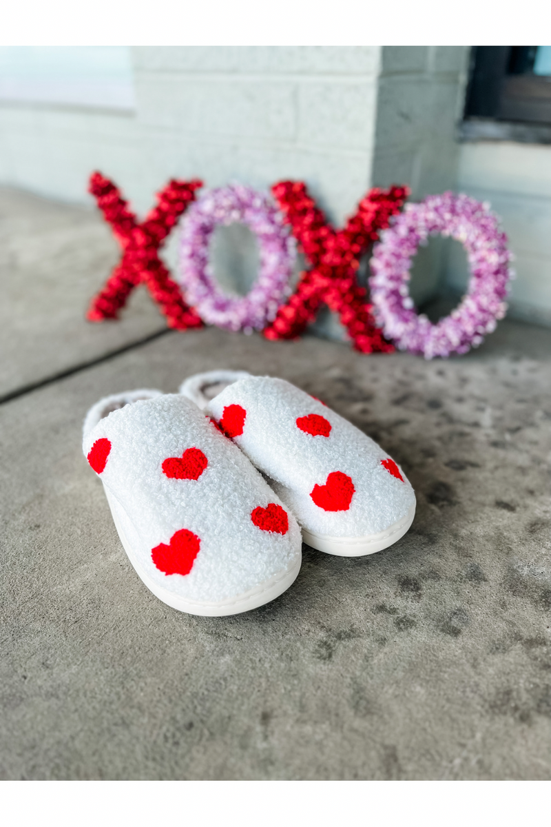 SALE-Valentine's Hearts All Over Slippers